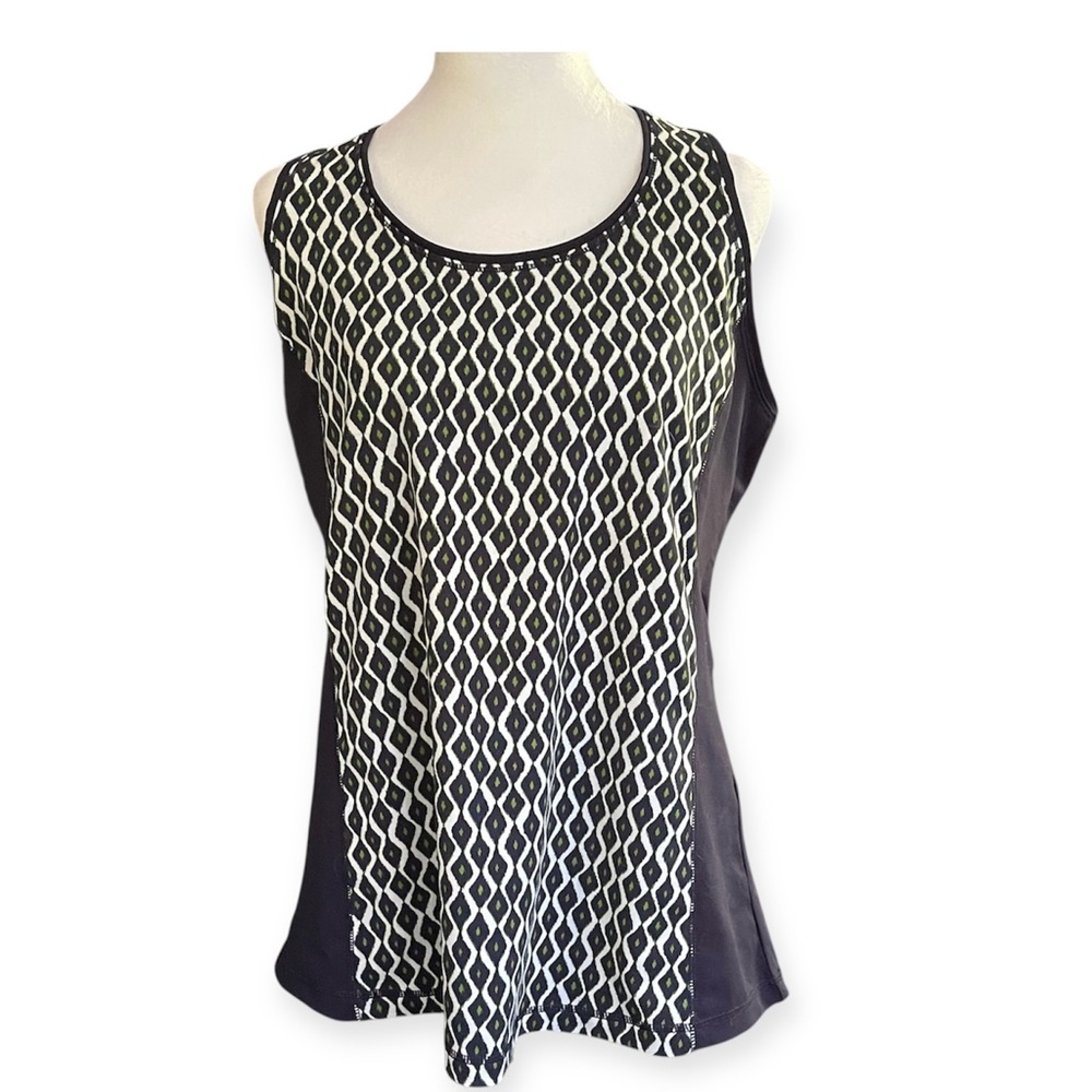 Zenergy by Chico's athletic adjustable tank top Sz 2 
/Lg